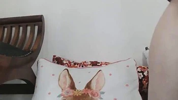 Japanisches Amateur-Solo im Chat gefickt