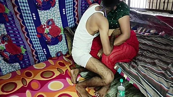 Cuñado folla duro a la hijastra gordita