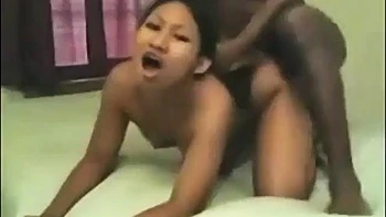 Compilation asiatique amateur en levrette