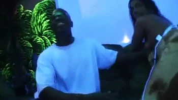 Ракель трахает с огромным чёрным хуем