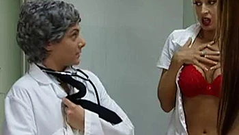 Trio lesbien d'infirmières OnlyFans