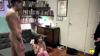 Brunette Latina Teen Hooks Up With Boyfriend While Parents Are Out - Blowjob, Facial & Cum Swallowing in HD