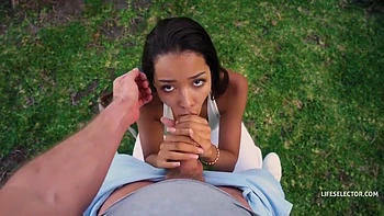 Азиатка с большой грудью и членом на улице в POV