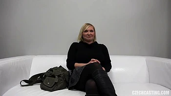 Jana, grosse salope amateur, baise hardcore en POV