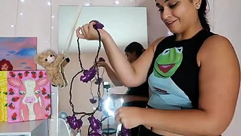 Пышная японка с огромной жопой в домашнем порно