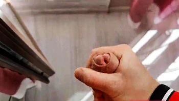 MILF grosses fesses commence un blowjob hardcore orgasmique