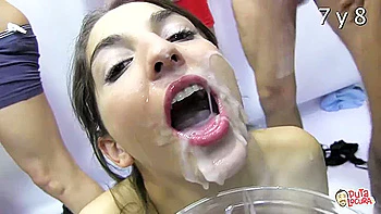 Jimena Lago espanhola em orgia bukkake teen