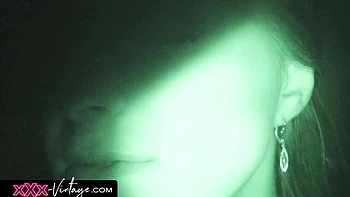 Babe morena reina follada estilo POV