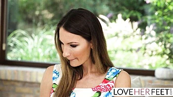 Natalie Grace Sucks Toes in Kinky Foot Worship