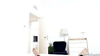 Дженни Долл сосет большой черный член в POV с блондинкой из Чехии