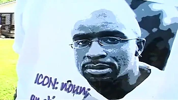 Hart gefickt: Blasen, Doggy und Reiterstellung