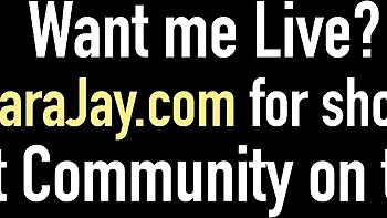 Sara Jay’s huge tits and bubble ass solo