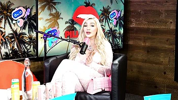 Blonde Babe Talks Big Tits & Booty