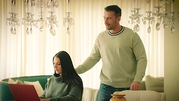 Angela White rides Manuel Ferrara’s cock in her shaved pussy