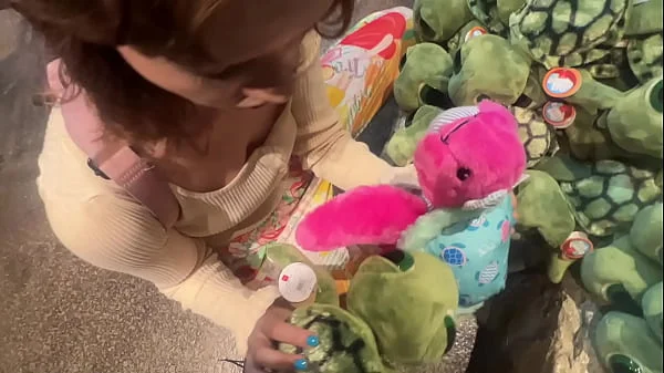 Aquarium Trip with Aliya Brynn Turns Into Aggreive Ass Eating and Milking