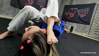 Brunette Latina Lesbians Fight and Foot Worship