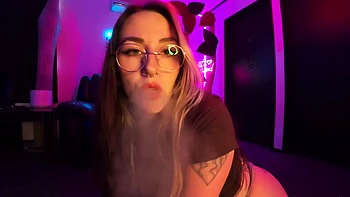 Amateur babe flashing ass and tits on cam