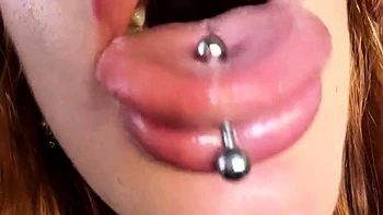 Lilyymoon: wet kissing pov asmr