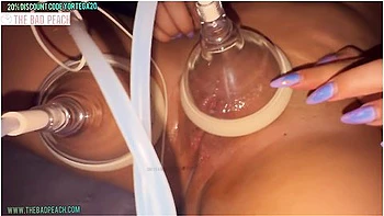 Challenge Of Three Suction Cups At Once, Her Pussy Explodes And Her Tits Swell - Fablazed And Karely Ruiz