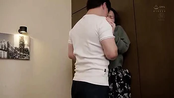 UYAMKQUKCRSUCEJTEA52JUR398