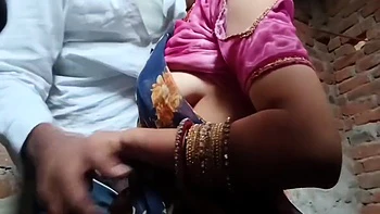 Day Mai Nhi Le Paye Chut To Rat Mai Chudai Ki