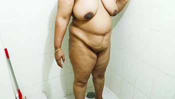 Desi Indian Couple In Bathroom Desi Bathing