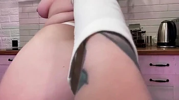 Anal Plug Fetish!! Hot Masturbate And Sqvirt!