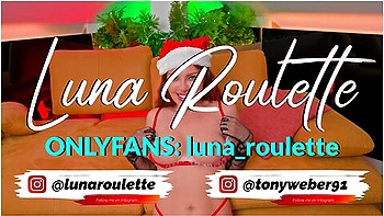 Luna Roulette In Hot Milf Gave Me A Christmas Present By Having Hot Sex With Me