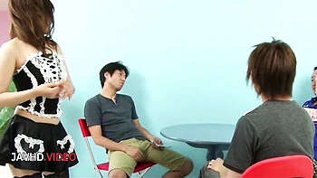 Bubbly Airi at miku airi clip