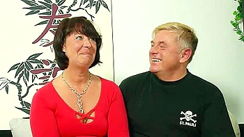 Amateur Trio Sex With A Stepmother Id Like To Fuck Who Likes 2 Weenies