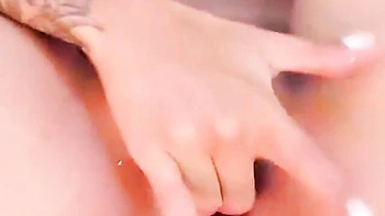 Rough baby girl's hd dirt