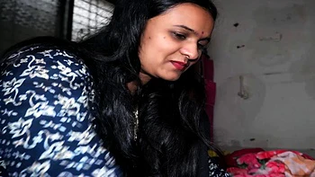 Horny Indian Wife Night Sex Giving Blowjob