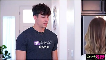 Melody Marks & Selina Imai, Were Here For The Double Date And Skipping Right To Dessert!