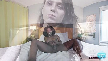 Hypnotic Jade Stone and Chanel Chance - blowjob scene - Grooby Girls