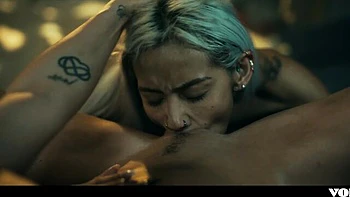 Mind fuck video with desirable Amirah Adara and Veronica Leal from Vored